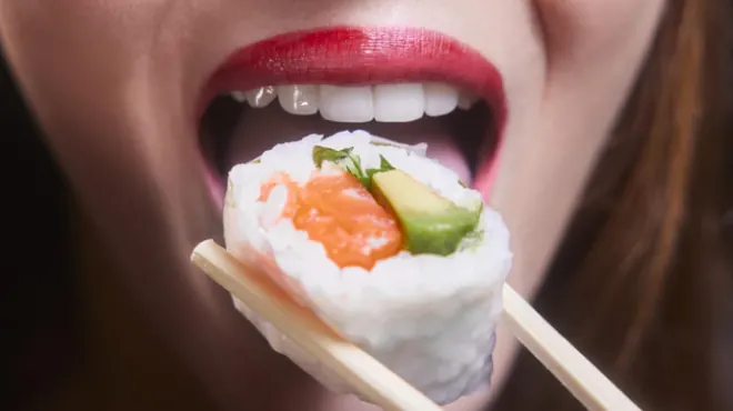 Qué pasa si como sushi todos los días? Descubre los beneficios y riesgos