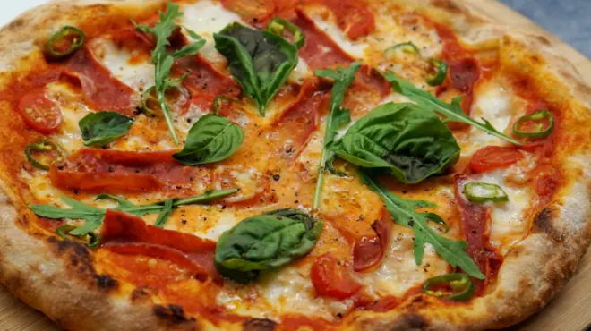 Qué pizza comercial es más sana: análisis de opciones